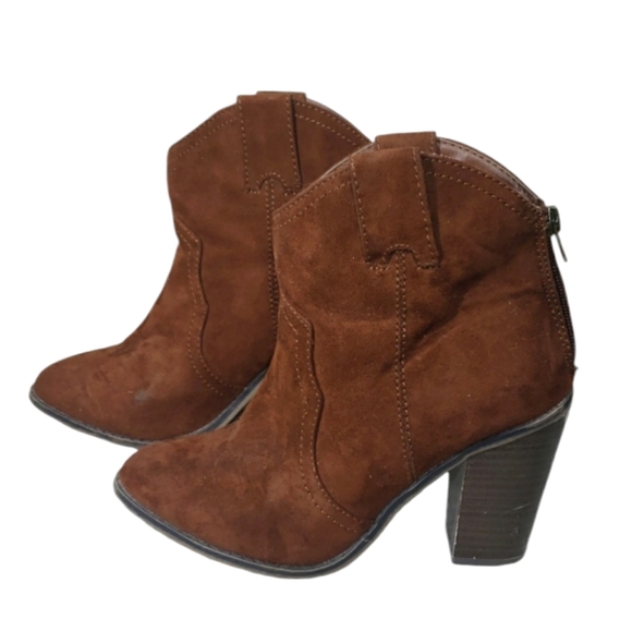 Merona Amazing Brown Suede Heels Boots Women's Size 7 - Picture 4 of 17